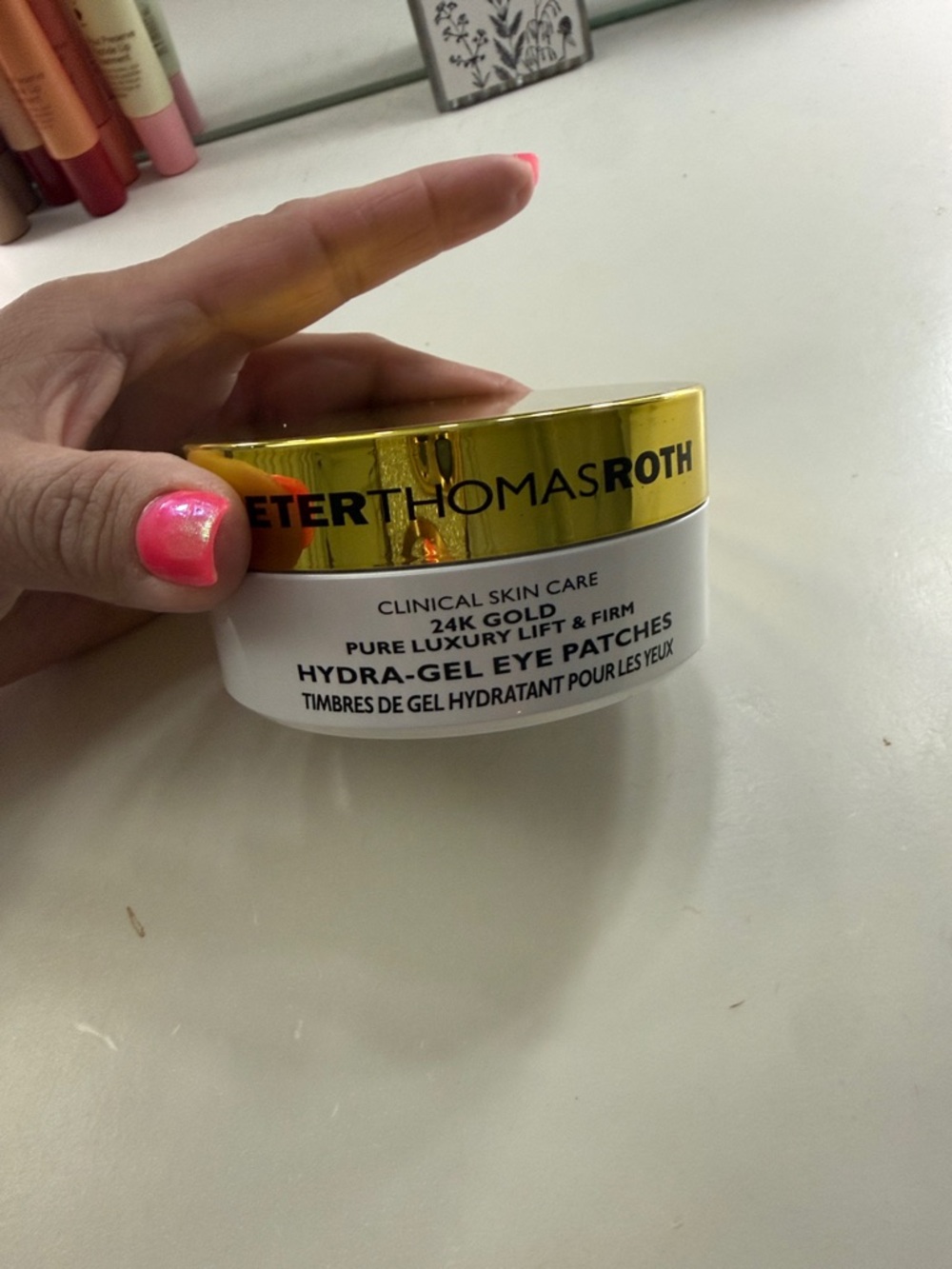 Peter Thomas Roth White Jar with Gold Lid Hydra-Gel Eye Patches